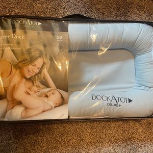 Brand new never used Deluxe Dock a tot